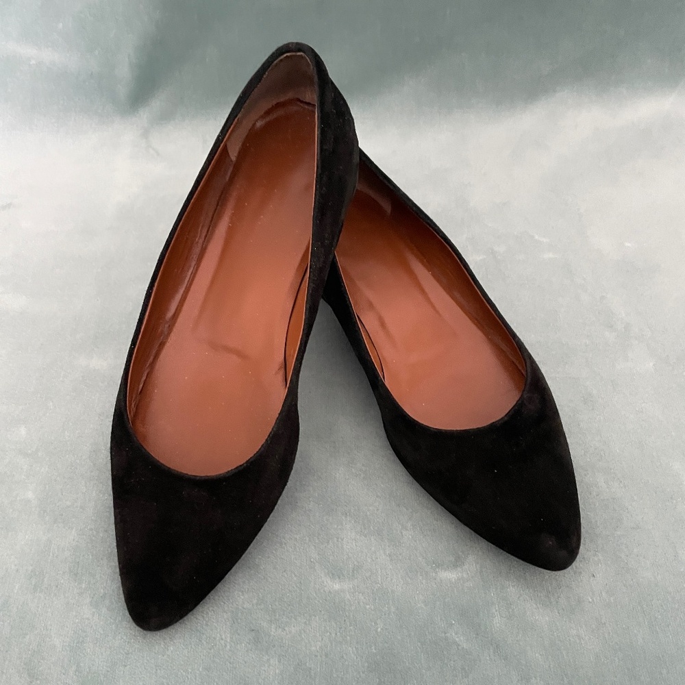 Aquatalia Women's Penina Black Suede Flat shoes size 8.5 Retail $250